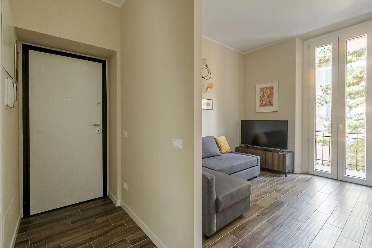 Monviso By Halldis Milan Apartment