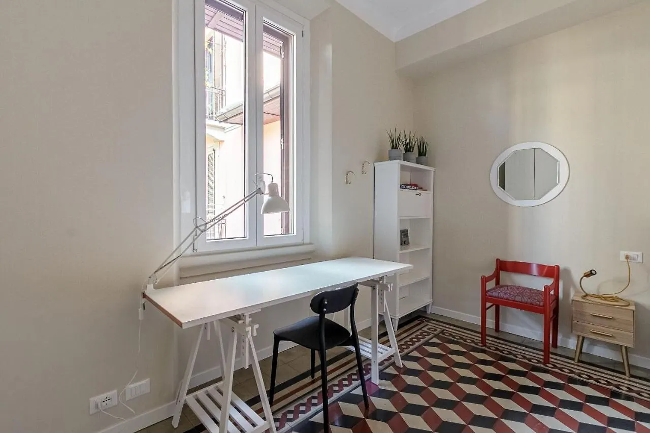 Apartment Monviso By Halldis Milan Italy